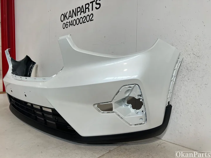 volvo-xc40-facelift-voorbumper-31690933 — foto 3