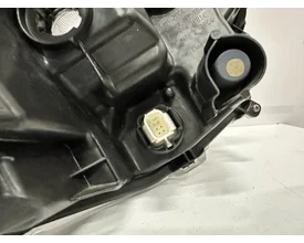toyota-yaris-iv-4-p21-koplamp-links-origineel — foto 3