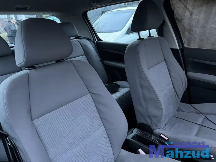 peugeot-307-hatchback-interieur-grijs-stof-20002009 — foto 5