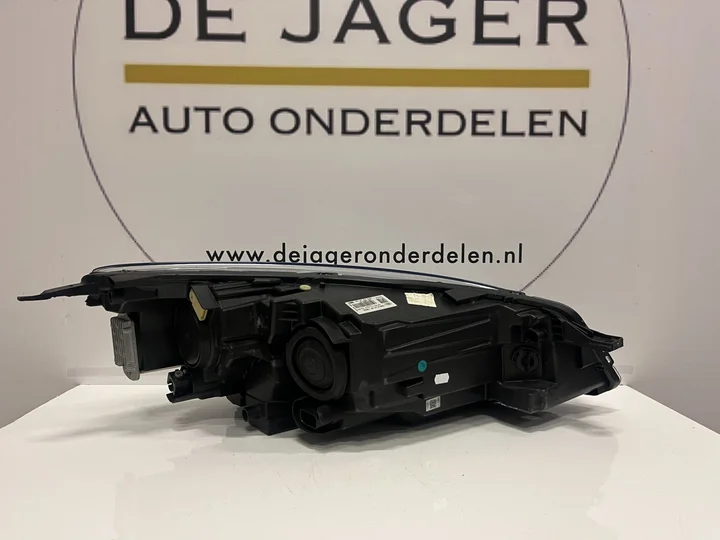 ford-kuga-3-vol-led-koplampen-lv4b13e015cd-lv4b13e014cd — foto 7