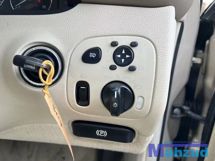 2004-mercedes-clk-w209-c693-112955-demontage-onderdelen — foto 14