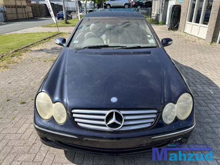 mercedes-clk-w209-cabrio-blauw-onderdelen-demontage — foto 2