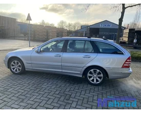 mercedes-cklasse-combi-s203-zilver-c775-links-zijskirt-sideskirt — foto 2