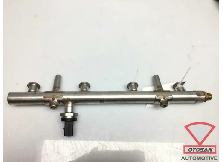 audi q2 2018 vag verteiler kraftstoffverteiler 06k133317g