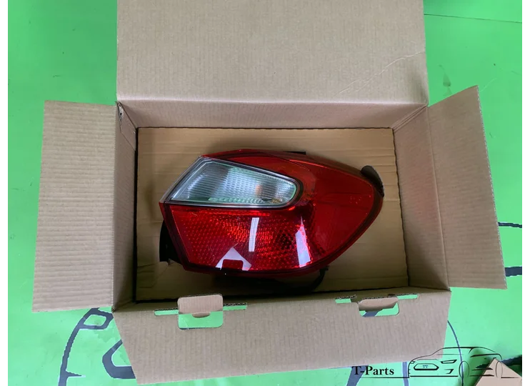 hyundai i10 achterlicht links 92402K7000 nieuw 92402K7000
