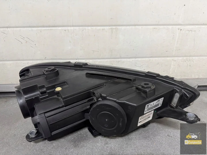 1k8941032d-vw-scirocco-bi-xenonlamp-links-rechts — foto 9
