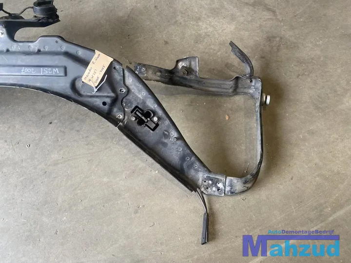 mercedes-r-klasse-w251-frontplaat-frontbalk — foto 7
