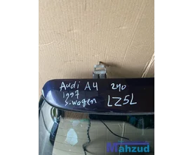 audi-a4-b5-avant-blauw-lz5l-achterklep-1994-02 — foto 2
