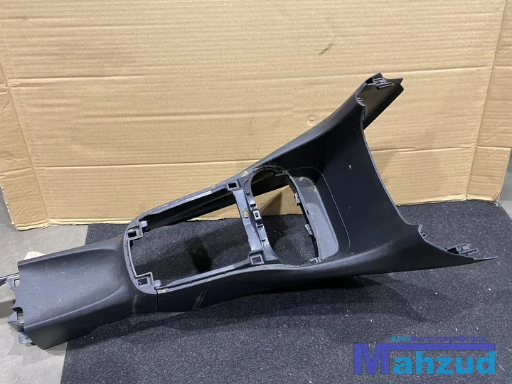 peugeot-108-middenconsole-zwart-2014 — foto 3