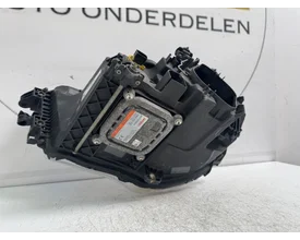 mercedes-actros-xenon-koplamp-rechts-a9608202739 — foto 8