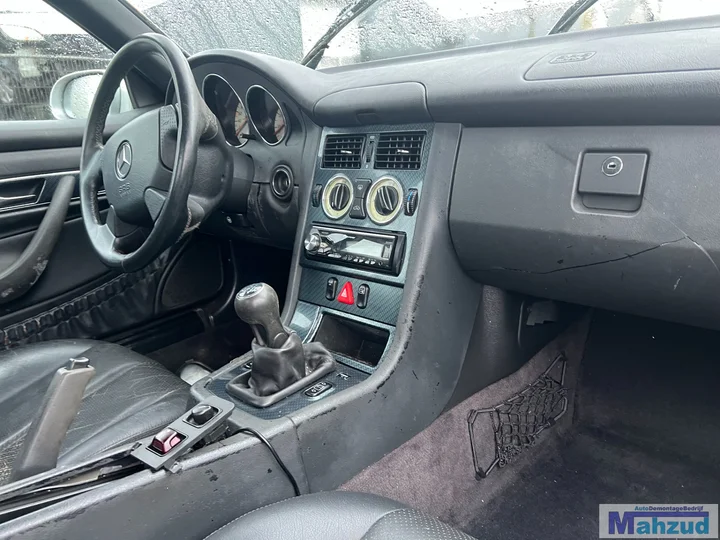 mercedes-slk-r170-20-zilver-744-demontage-onderdelen-sloop — foto 22