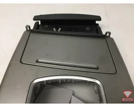 audi-a6-4f-middenconsole-bekerhouder-asbak-4f1864261 — foto 3