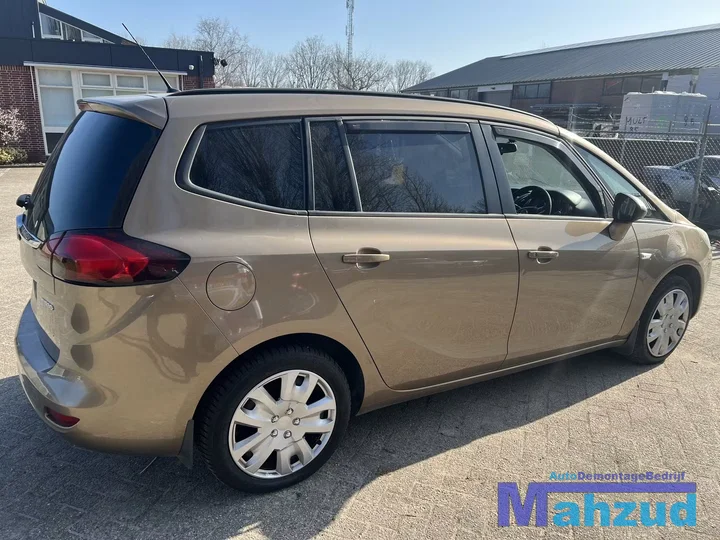 opel-zafira-c-tourer-14-turbo-a14net-b14net-41e-onderdelen — foto 7