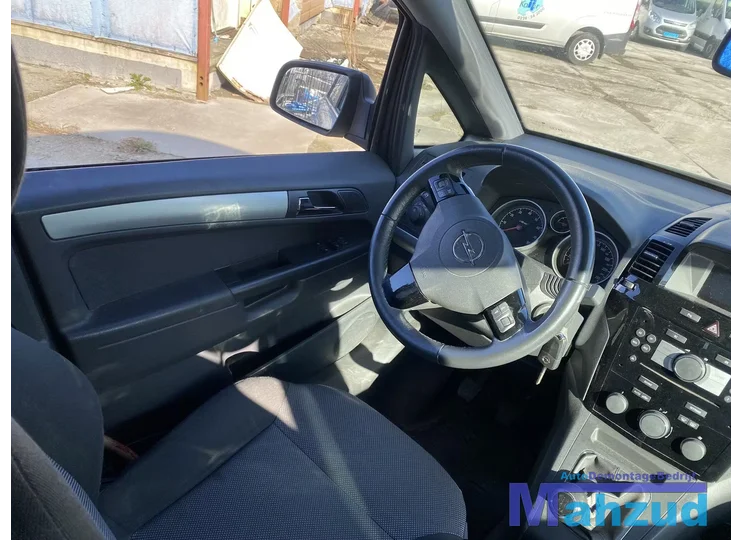 opel-zafira-b-zwart-grijs-interieur-compleet-20052011