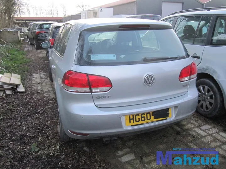 2010-volkswagen-golf-6-14-tsi-demontage-sloop-175 — foto 4