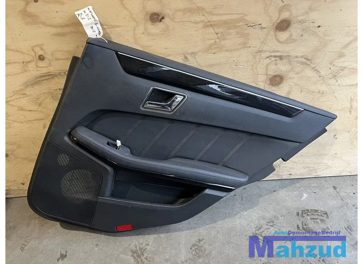MERCEDES E KLASSE W212 SEDAN Rechts achter deurpaneel 2009-2016