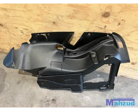 mercedes-slk-r170-rechts-kofferbak-bekleding-1706900425 — foto 2