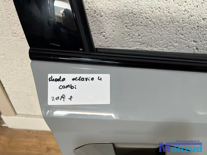 skoda-octavia-4-combi-station-rs-grijs-deur-rechts-voor-2019 — foto 2