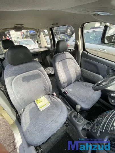 toyota-yaris-verso-13-16v-2nzfe-583-onderdelen-demontage — foto 14