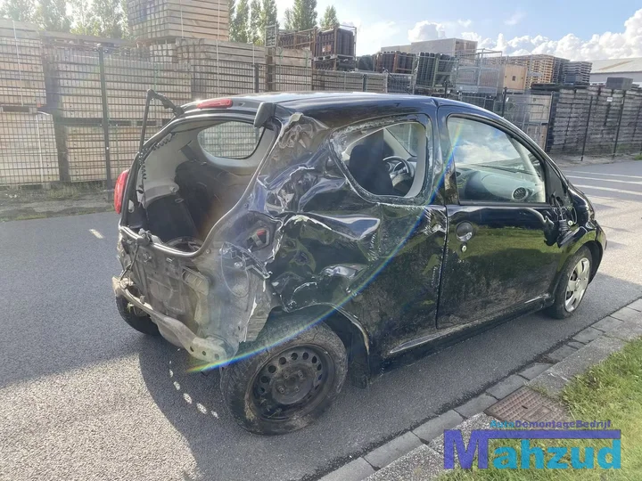 2006-toyota-aygo-10-1krfe-zwart-211-demontage-onderdelen — foto 6