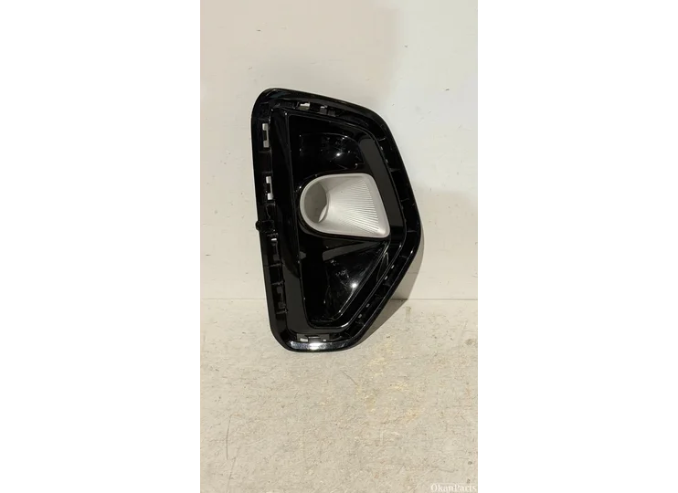 Kia Stonic right fog lamp cover plate right 86524H8410