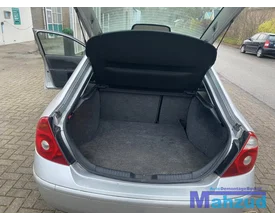 2001-ford-mondeo-3-20-16v-zilver-onderdelen-demontage — foto 10