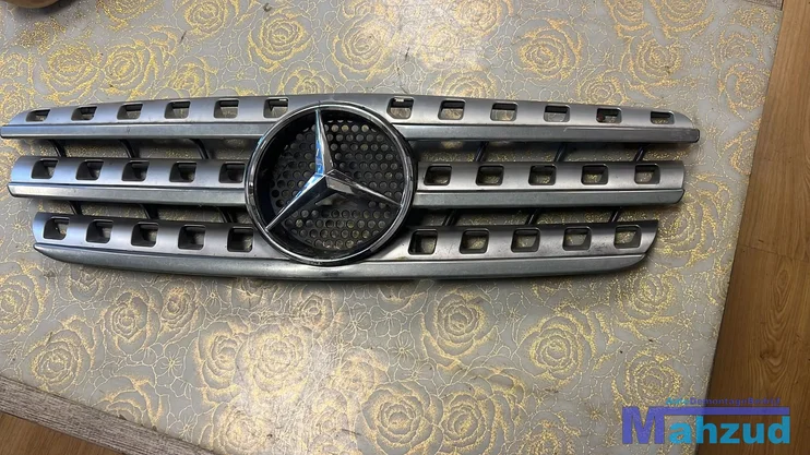 mercedes-ml-w163-groen-189-motorkap-met-grille-19982005 — foto 9