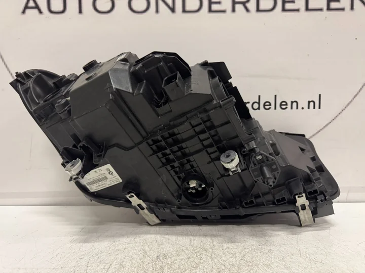 bmw-g30-g31-5-serie-led-koplamp-links-743919901 — foto 7