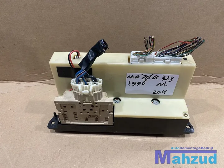 mazda-323-f-kachel-bedieningspaneel-airco-1994-1998 — foto 3