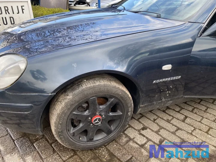 1998-mercedes-slk-r170-23-111973-donker-blauw-onderdelen — foto 22