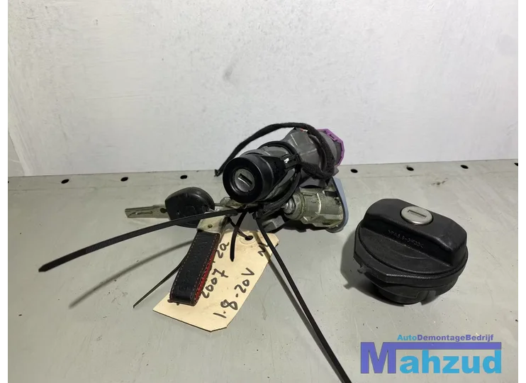 SEAT IBIZA 3 Contactslot set met 1 sleutel