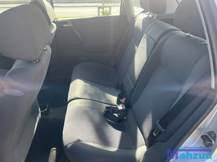 vw-polo-9n-12-azq-zilver-la7w-demontage-onderdelen — foto 20