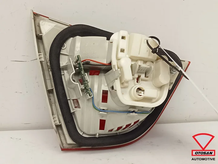 bmw-3-serie-e90-lci-led-achterlicht-rechts-binnen-7289428 — foto 2