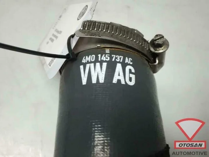 vw-touareg-2018-vag-intercoolerslang-4m0145737ac — foto 2