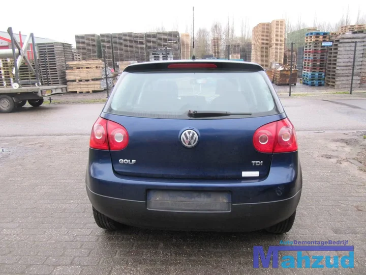 2008-volkswagen-golf-5-19-tdi-demontage-sloop-117 — foto 3