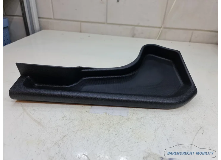 opel-corsa-b-dashboardkastje-opbergvak-dashboard-handschoenkastje-dashboard-kastje-vakje-90387721-zwart-origineel-nette-staat-gebruikt-1993-1994-1995-1996-1997-1998-1999-2000-barendrecht-mobility-service
