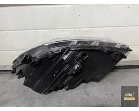 mercedes-cla-w117-w-117-rechterlamp-normaal — foto 4