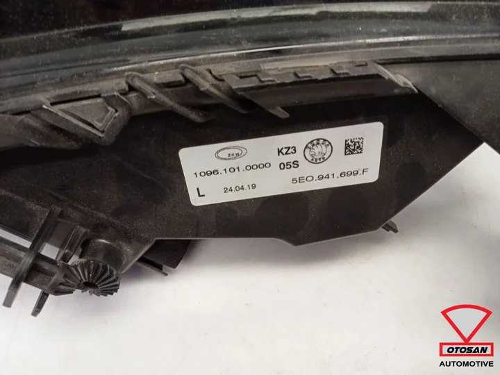 skoda-octavia-3-facelift-mistlamp-links-voor-5e0941699f — foto 3