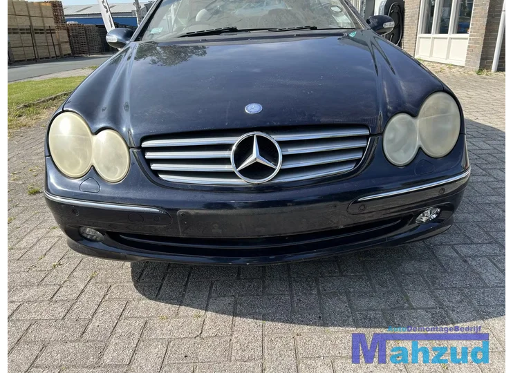 MERCEDES CLK W209 K359 BLAUW voorbumper 2003-2010