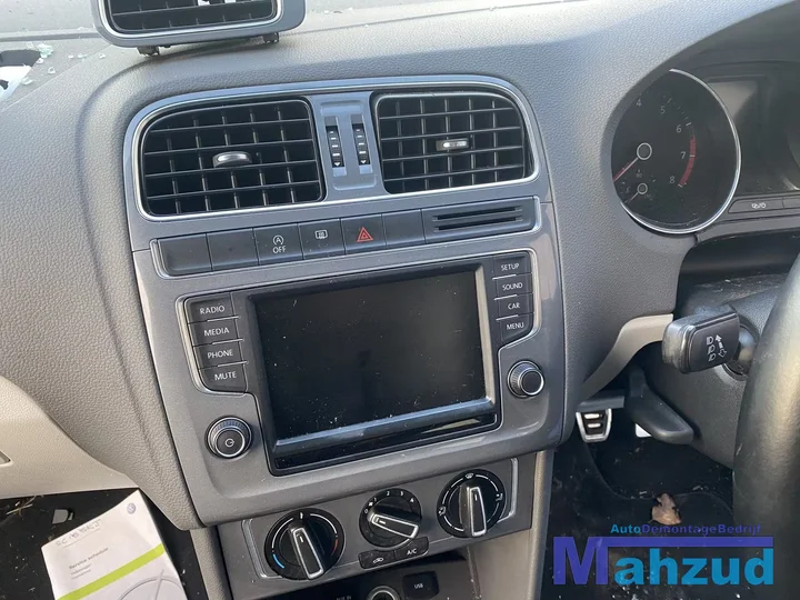 vw-polo-6c-luchtrooster-links-rechts-midden-20132016 — foto 2