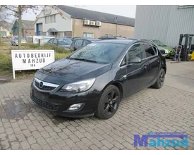 opel-astra-j-compleet-interieur-5-deurs-zwart