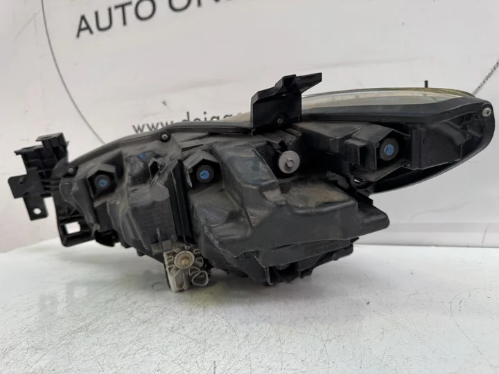 mazda-3-vol-led-koplamp-rechts — foto 4