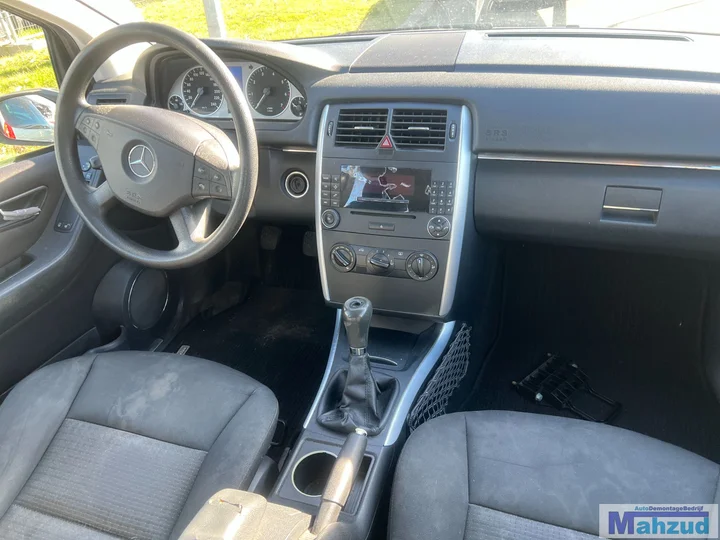 mercedes-b-klasse-b150-brons-791-demontage-sloop-onderdelen — foto 12