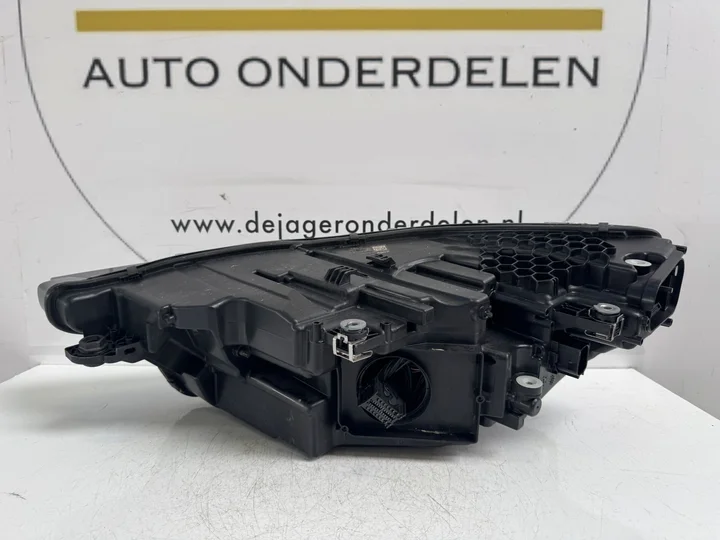 audi-e-tron-4ke-vol-led-koplamp-rechts-4ke941040b — foto 7