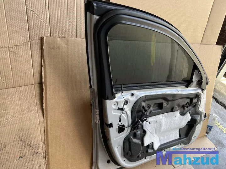 bmw-5-serie-f10-grijs-links-voor-deur-portier-20092016 — foto 5