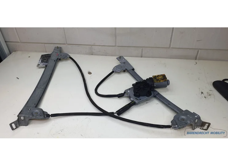Raammechanisme Links Tigra Opel Twintop cabriolet bestuurderskant orgineel gebruikt 2004 - 2009