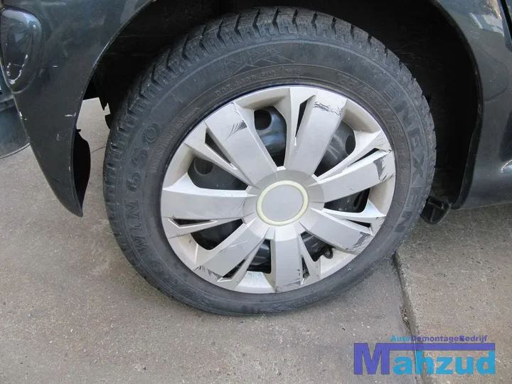 2010-toyota-aygo-b1-10-demontage-sloop-234 — foto 17