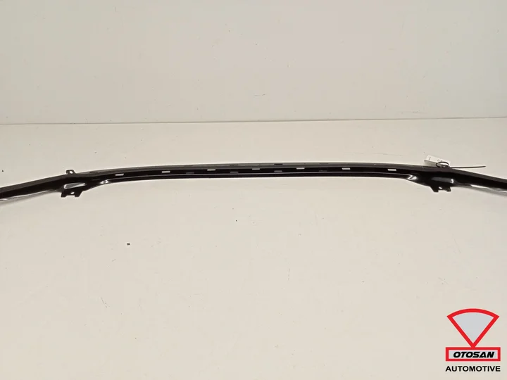 vw-golf-8-bumperbalk-onder-onderste-balk — foto 3