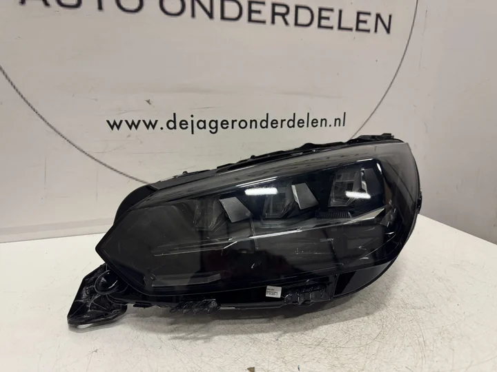 peugeot-208-2008-facelift-koplamp-links-9850598580-2023 — foto 2