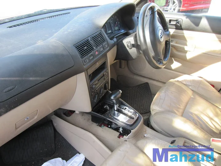 1999-volkswagen-golf-4-16-demontage-sloop-114 — foto 8